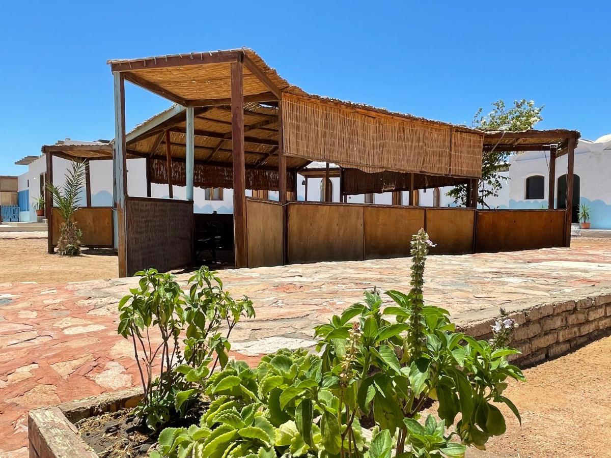 Dolphin Camp Hotel Dahab Exterior foto