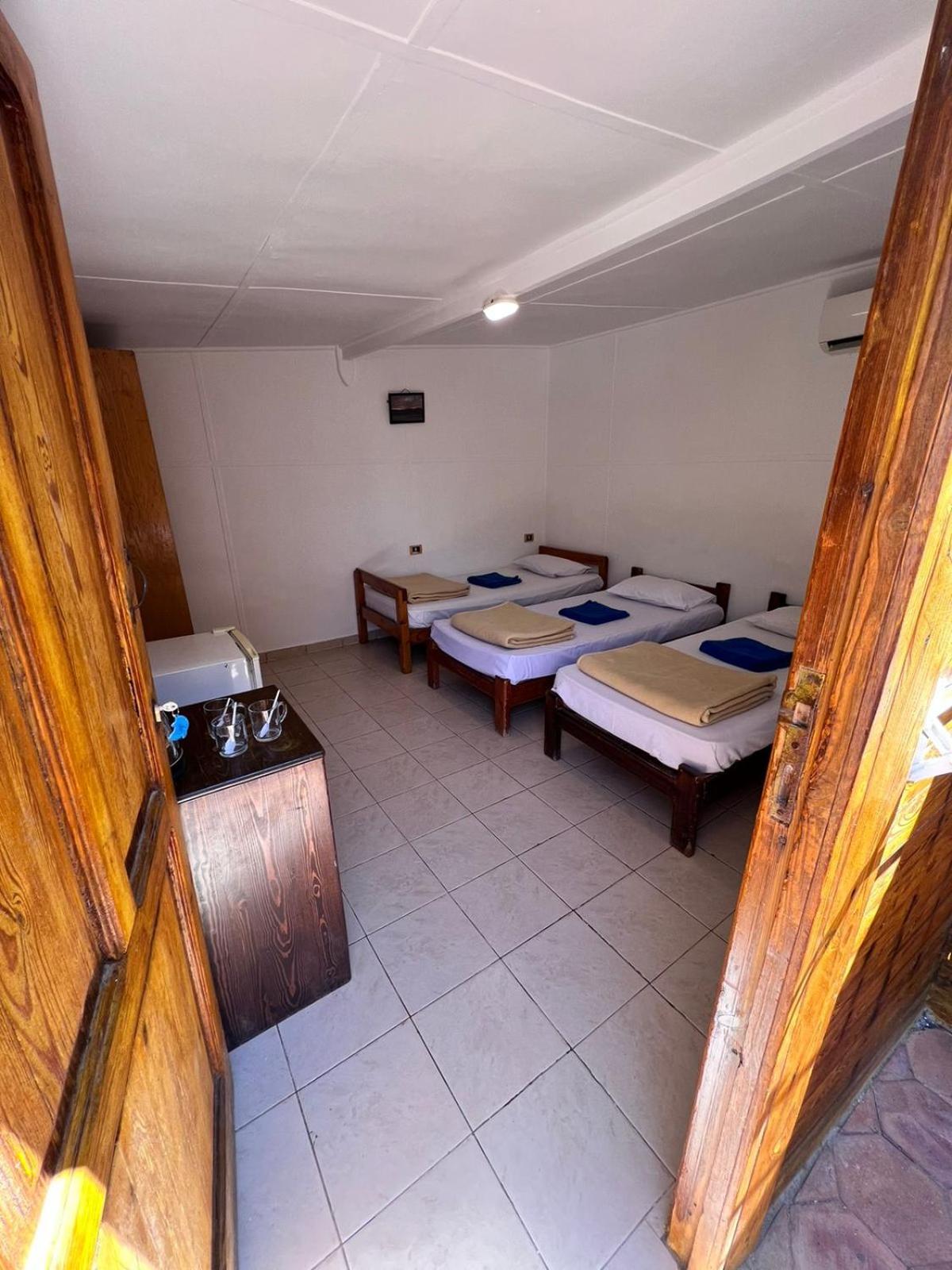 Dolphin Camp Hotel Dahab Exterior foto